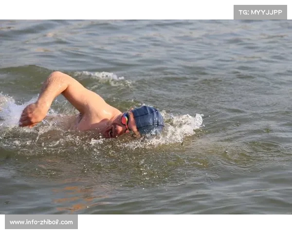 医学专家解析冬泳生理变化,称需循序渐进 医学专家解析冬泳生理变化,称需循序渐进